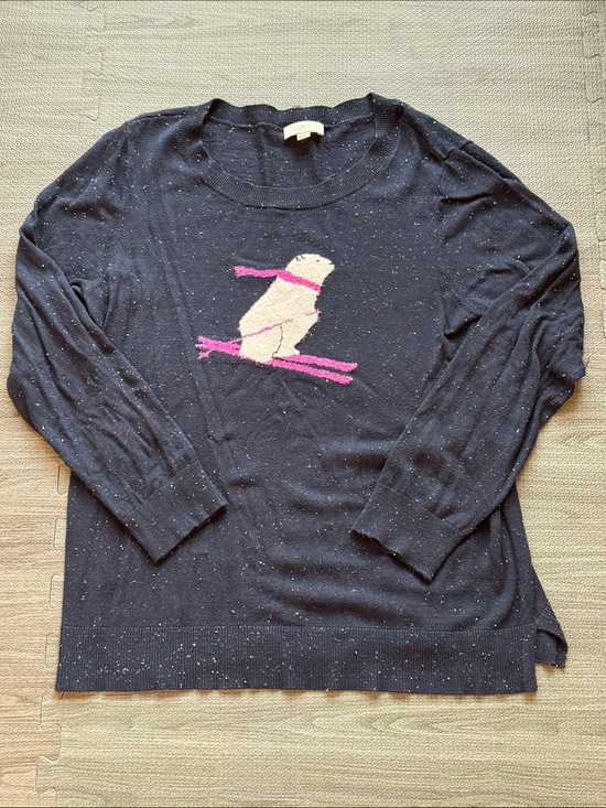 LOFT Sweaters - LOFT Navy Speckled Sweater with Skiing Polar Bear - Women’s Size XL